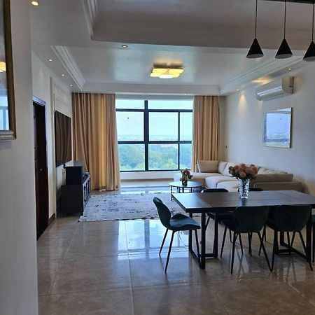 Lovely 2 Bed, 2.5 Bath Condo Dar es Salaam Exterior photo